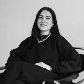 margot hartoin